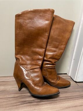 Vintage Tan Leather Mid-Heel Knee Boots